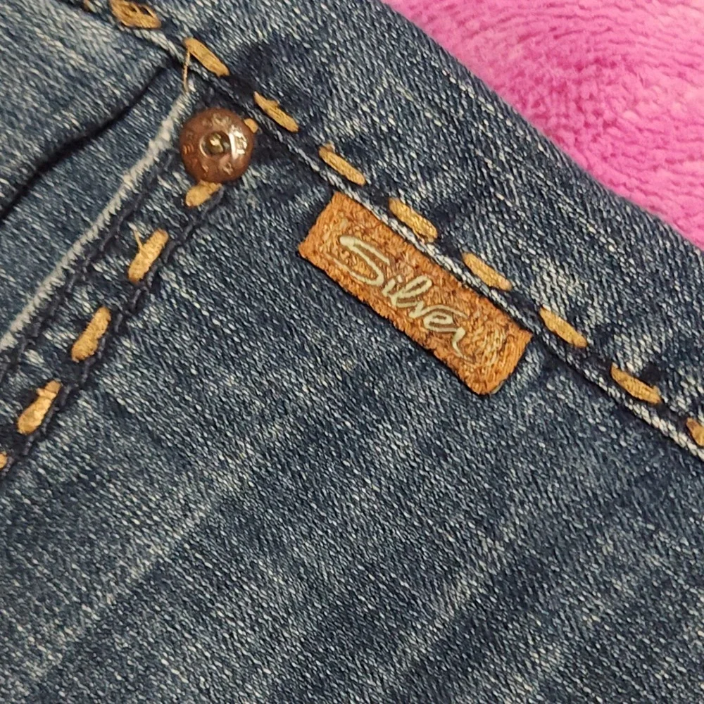 Silver Jeans these silver